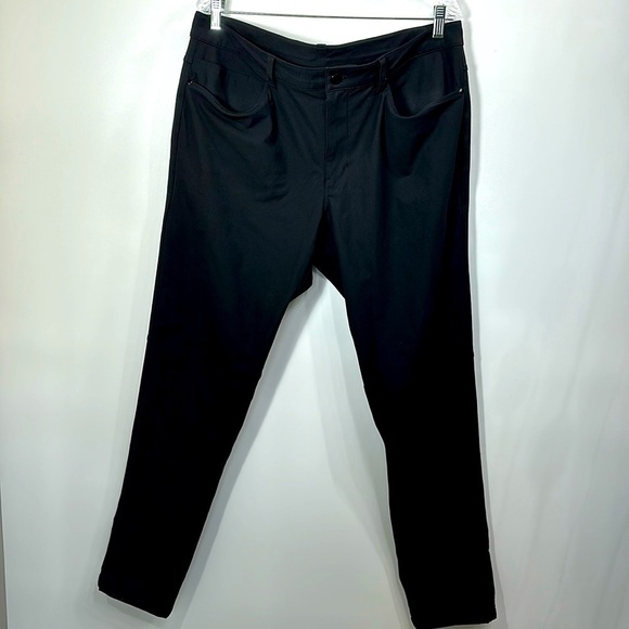Lululemon Men’s Black pants size 36. - Picture 1 of 10
